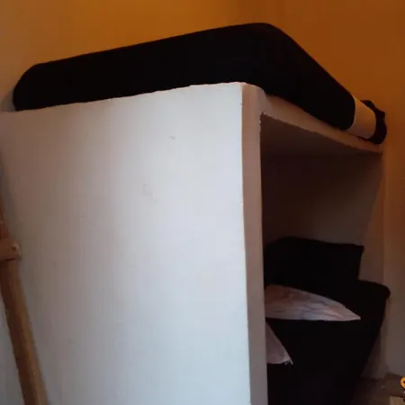 Pensión In - Hb9 Bed In Mixed Capsule Cartagena